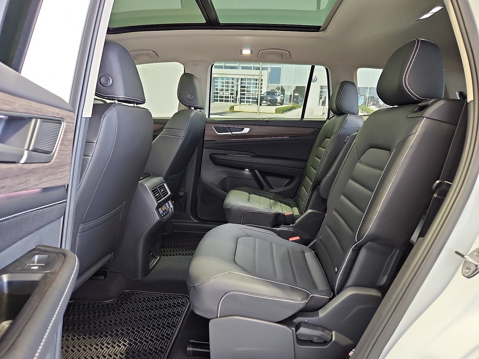 2026 Volkswagen Atlas SEL