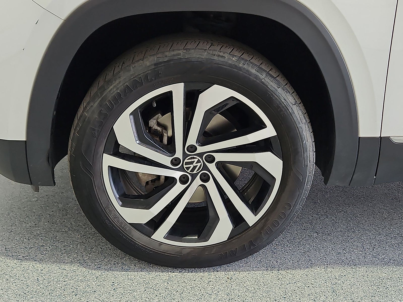 2023 Volkswagen Atlas 3.6L V6 SEL