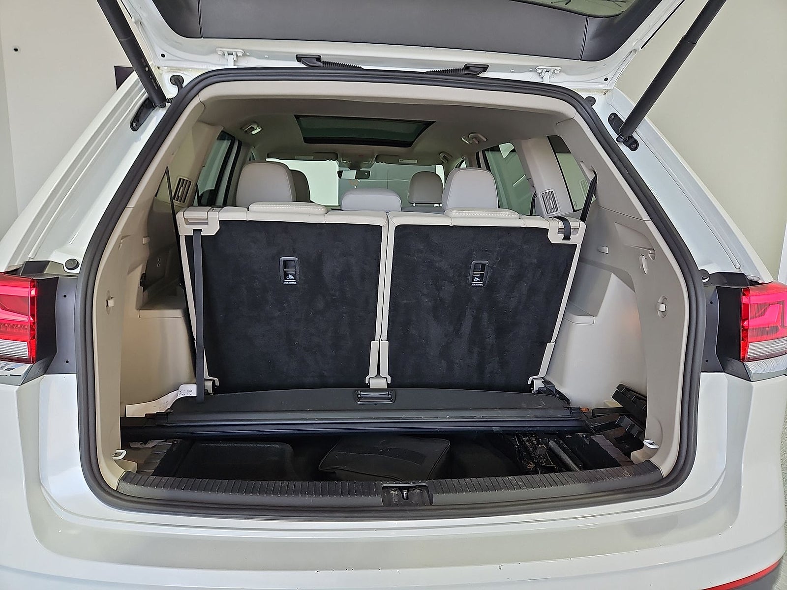 2023 Volkswagen Atlas 3.6L V6 SEL