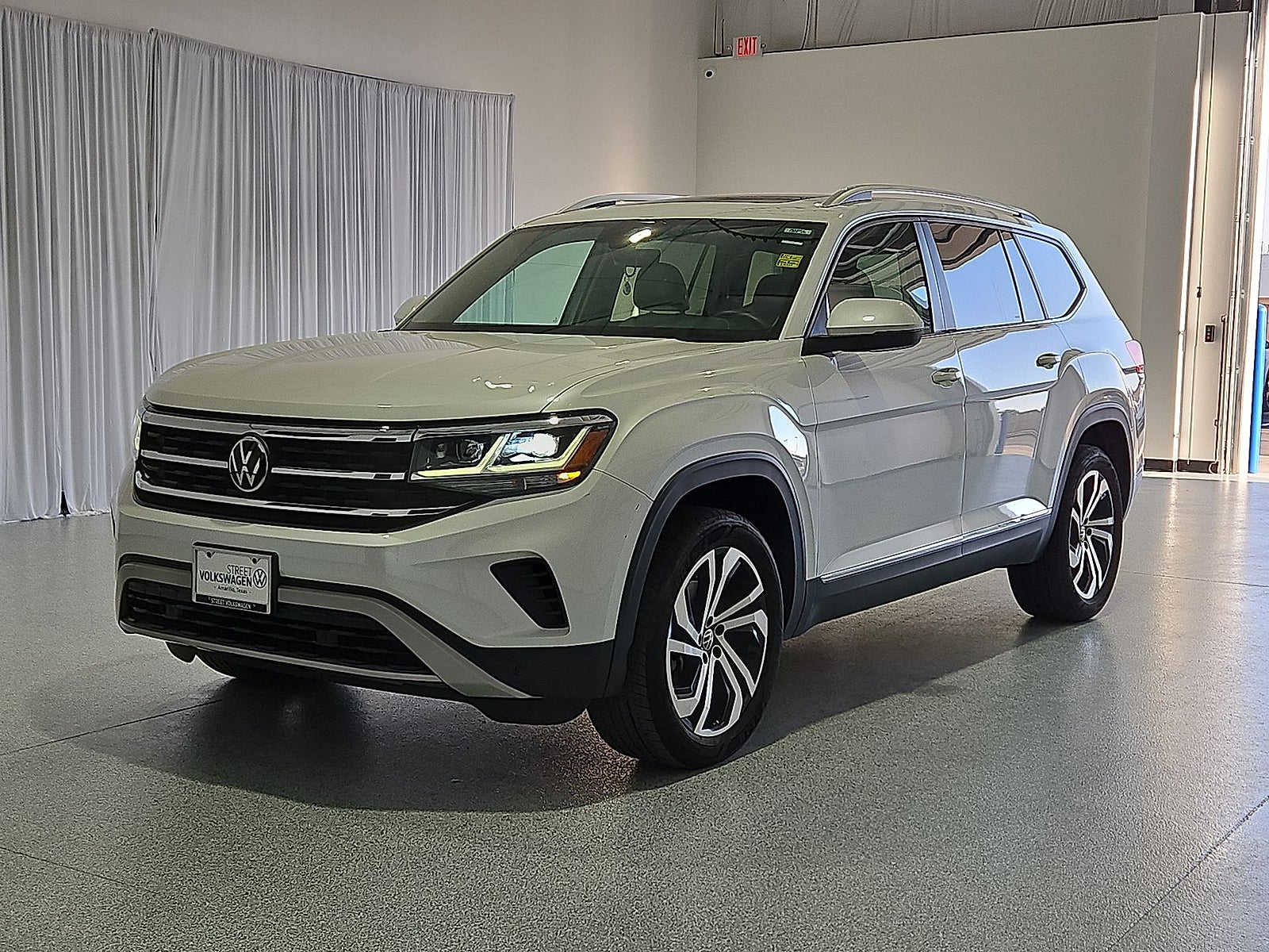 2023 Volkswagen Atlas 3.6L V6 SEL