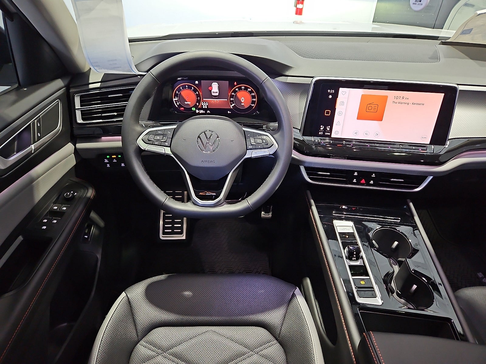 2026 Volkswagen Atlas Peak Edition