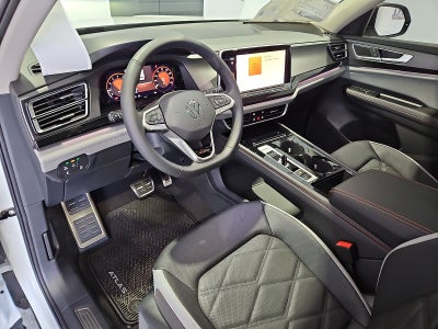 2026 Volkswagen Atlas Peak Edition