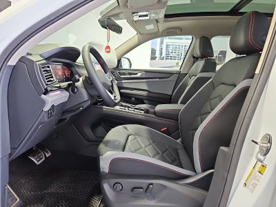 2026 Volkswagen Atlas Peak Edition