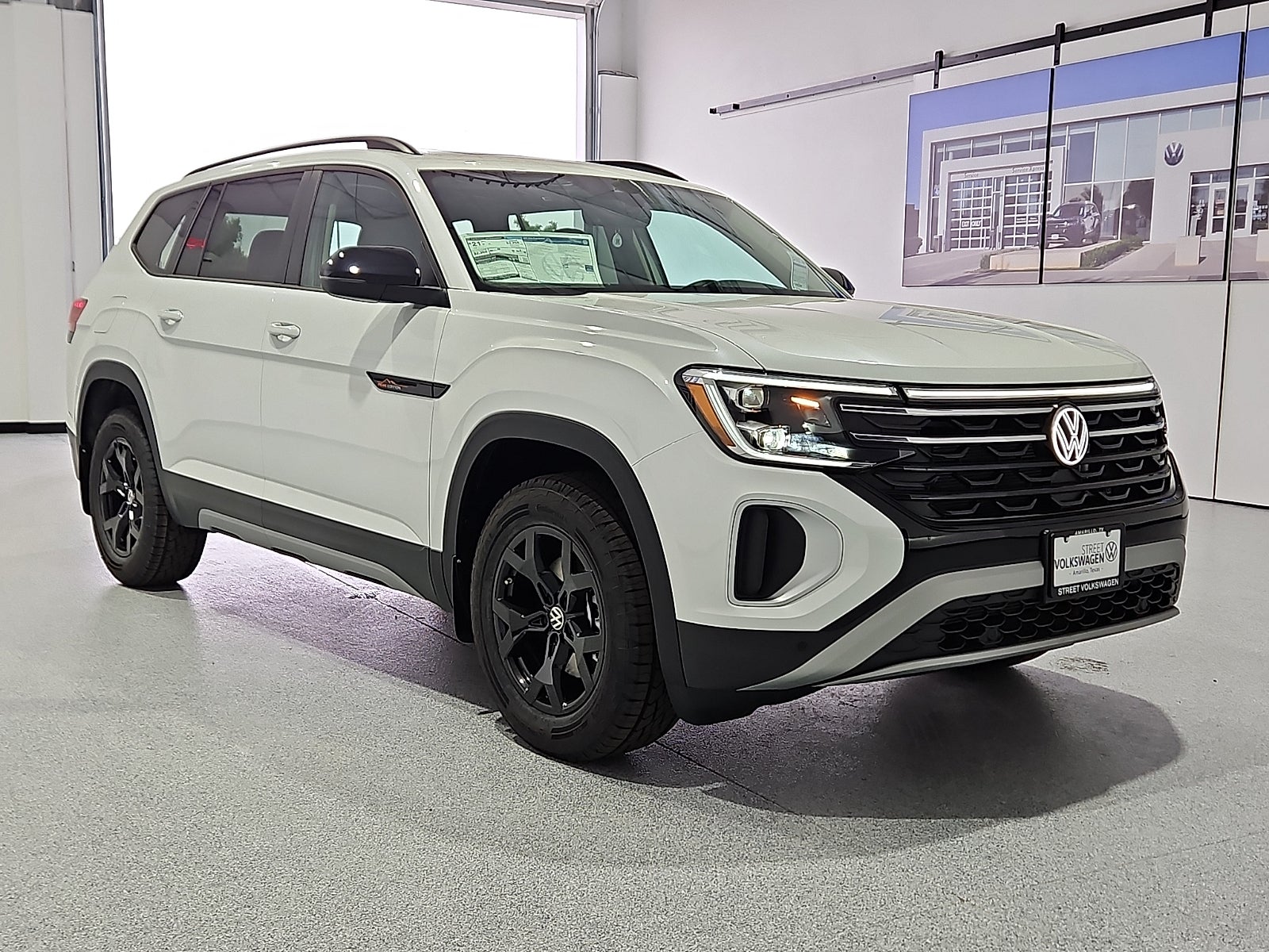 2026 Volkswagen Atlas Peak Edition