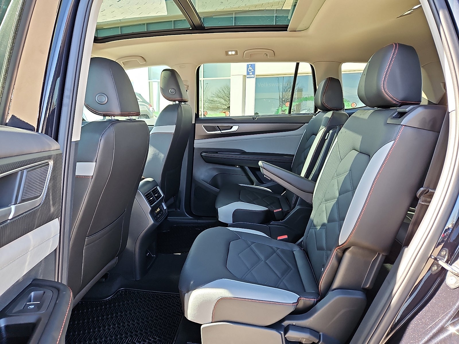 2026 Volkswagen Atlas 2.0T Peak Edition