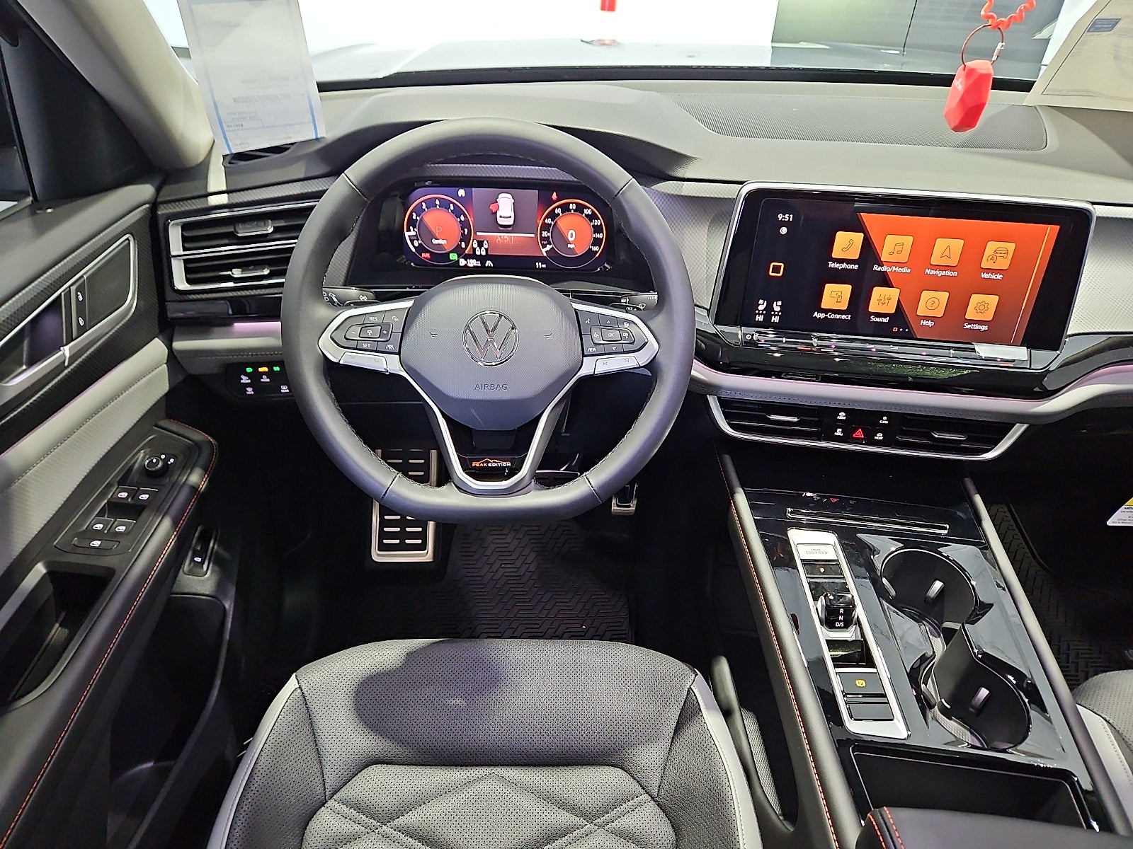 2026 Volkswagen Atlas Peak Edition