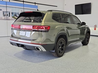 2026 Volkswagen Atlas Peak Edition