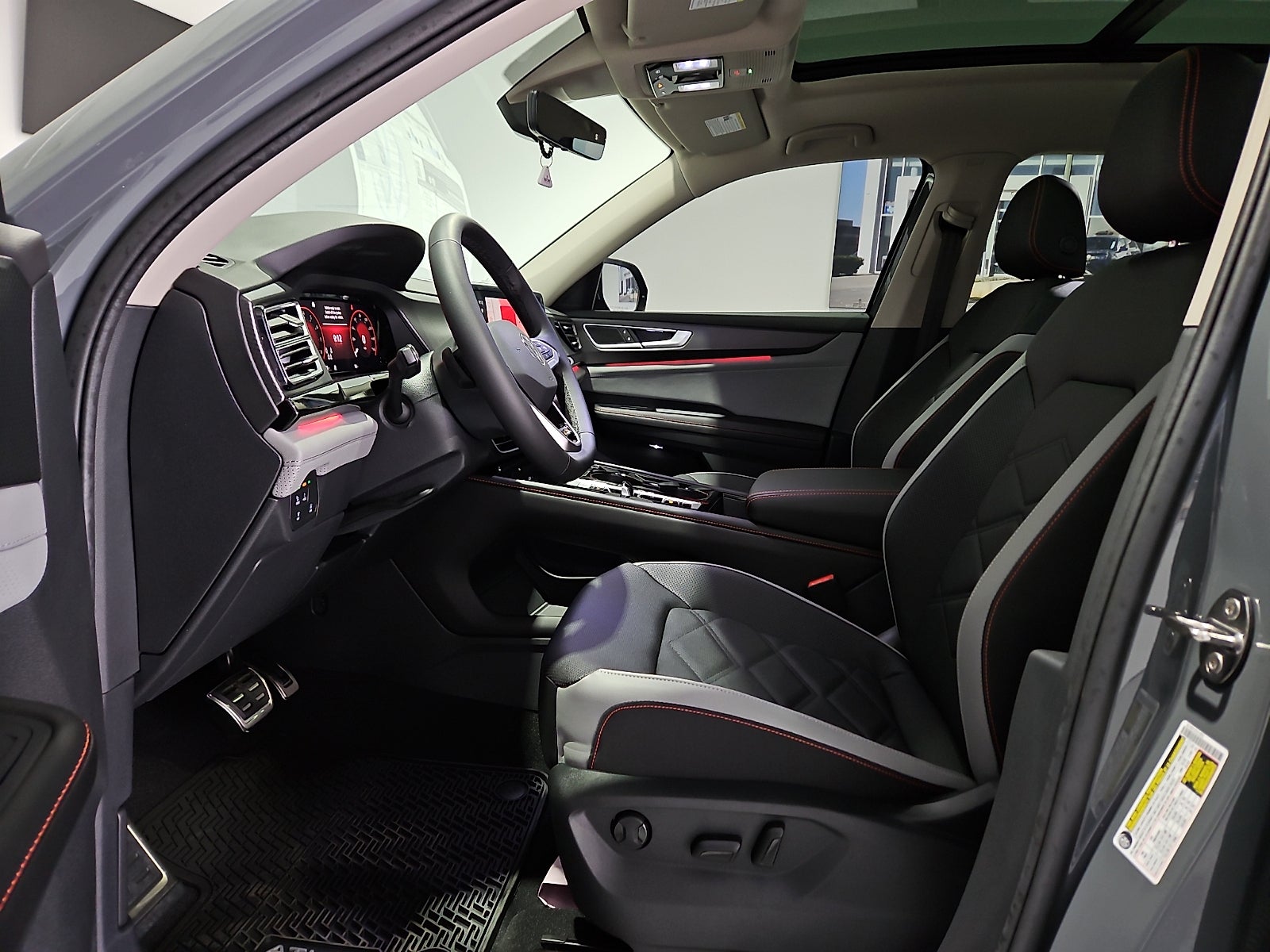 2026 Volkswagen Atlas Peak Edition