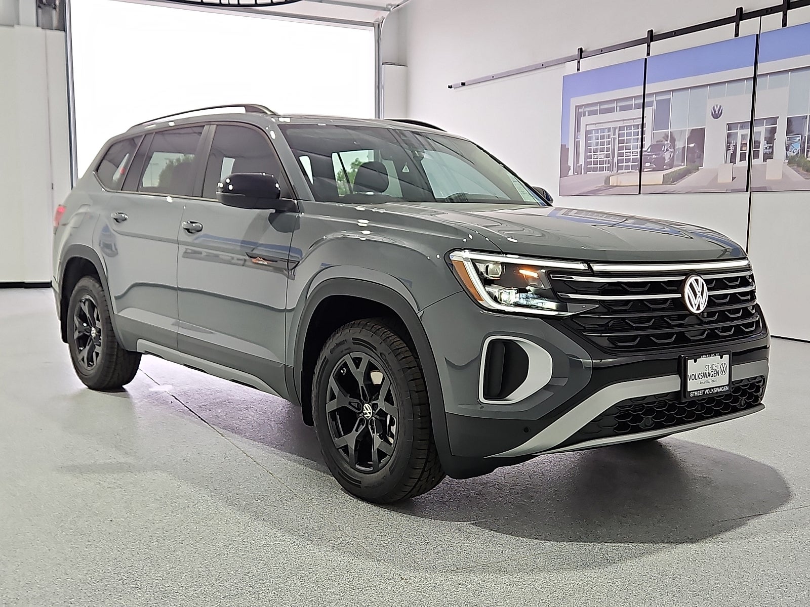 2026 Volkswagen Atlas Peak Edition