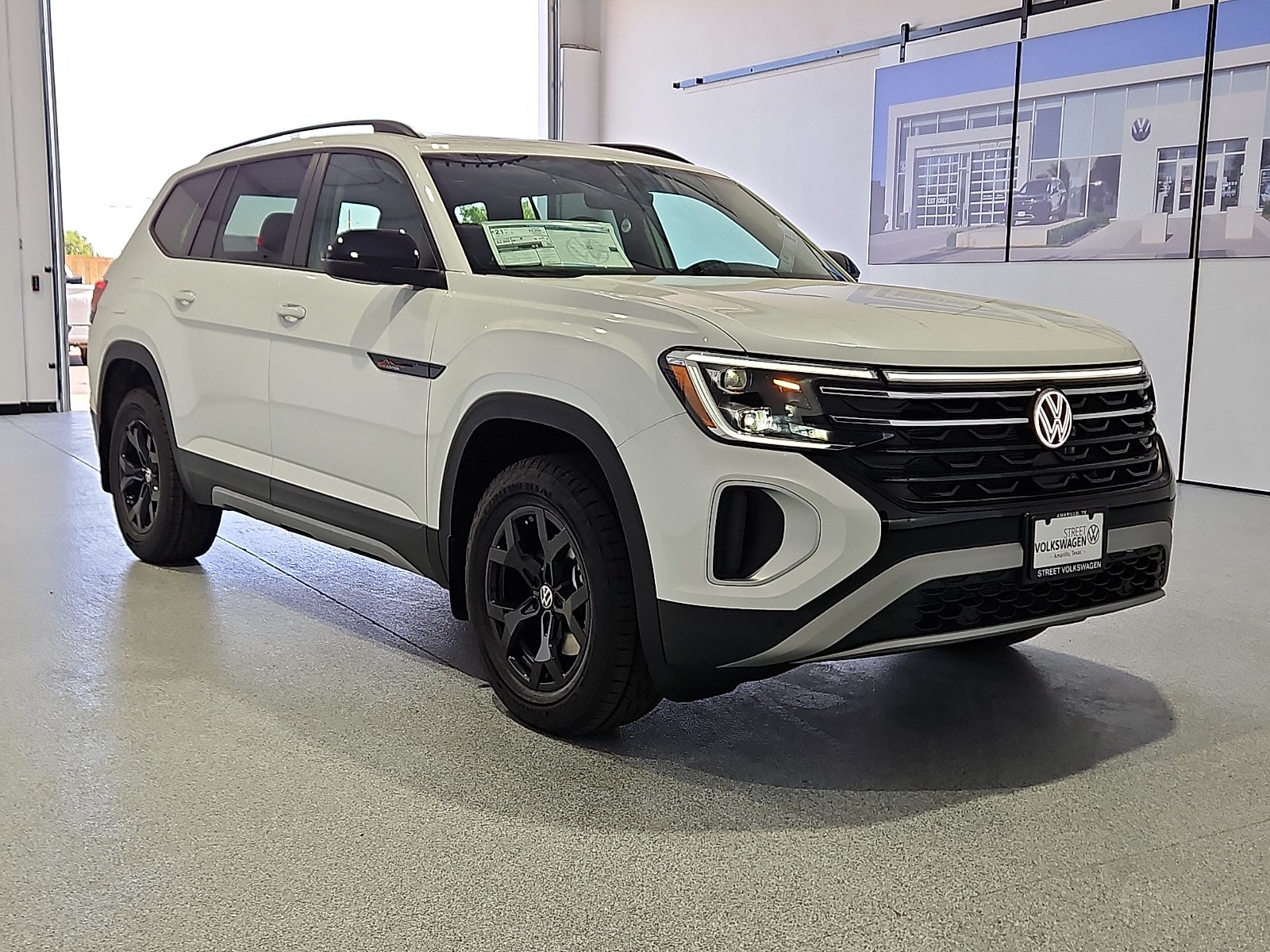 2026 Volkswagen Atlas Peak Edition
