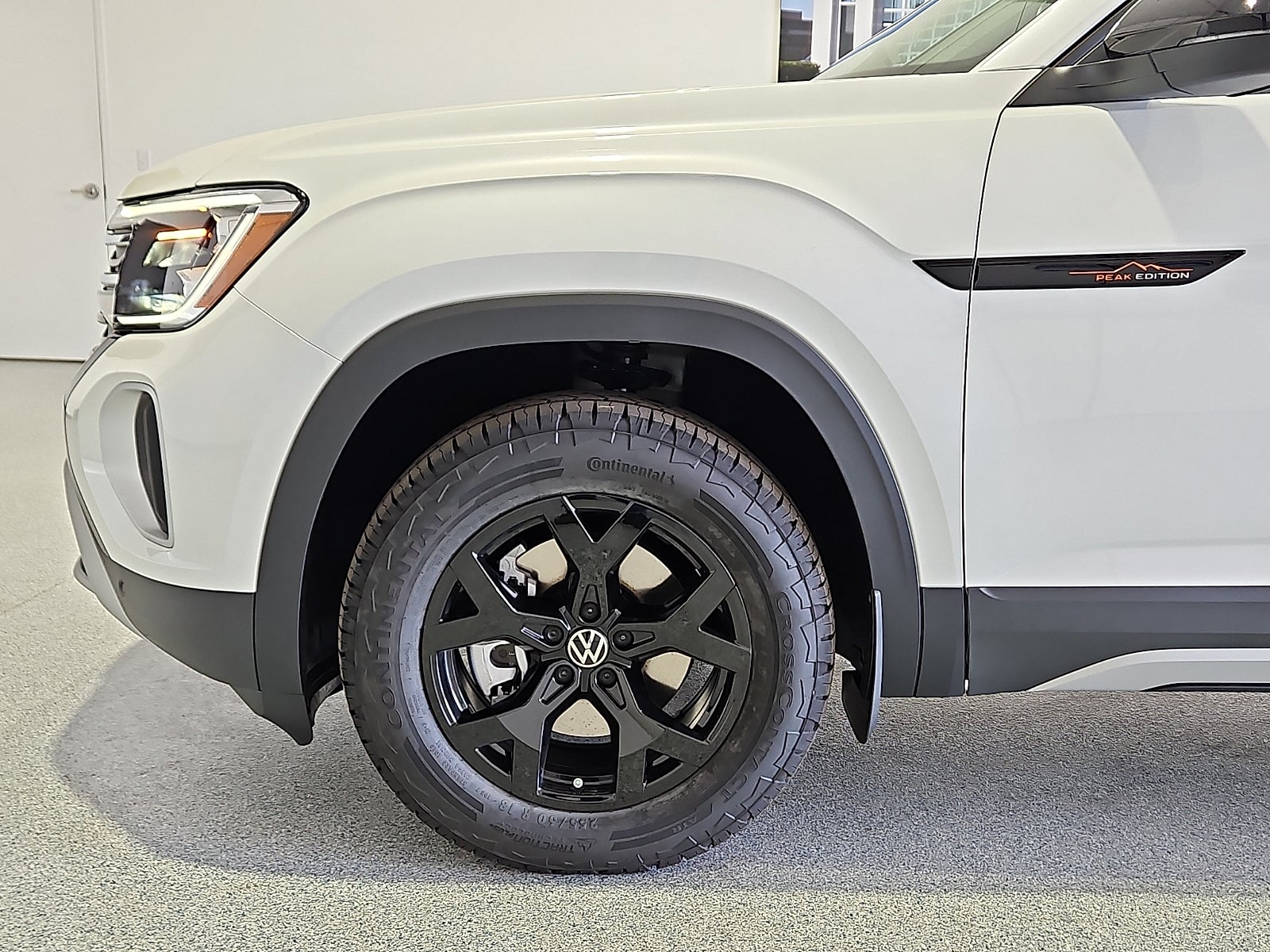 2026 Volkswagen Atlas Peak Edition