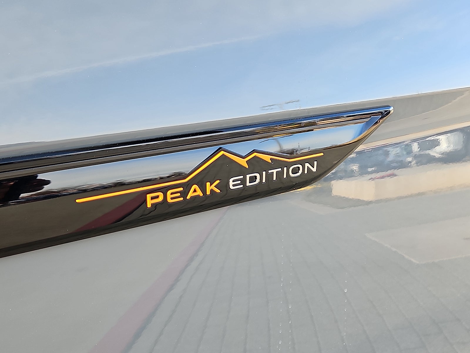 2026 Volkswagen Atlas 2.0T Peak Edition