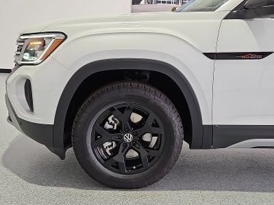 2026 Volkswagen Atlas Peak Edition