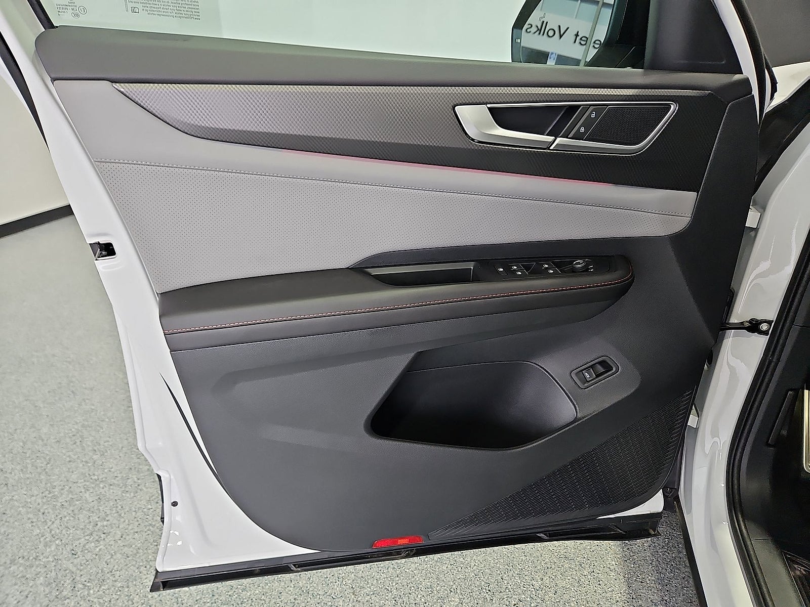 2026 Volkswagen Atlas Peak Edition