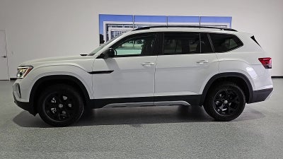 2026 Volkswagen Atlas Peak Edition