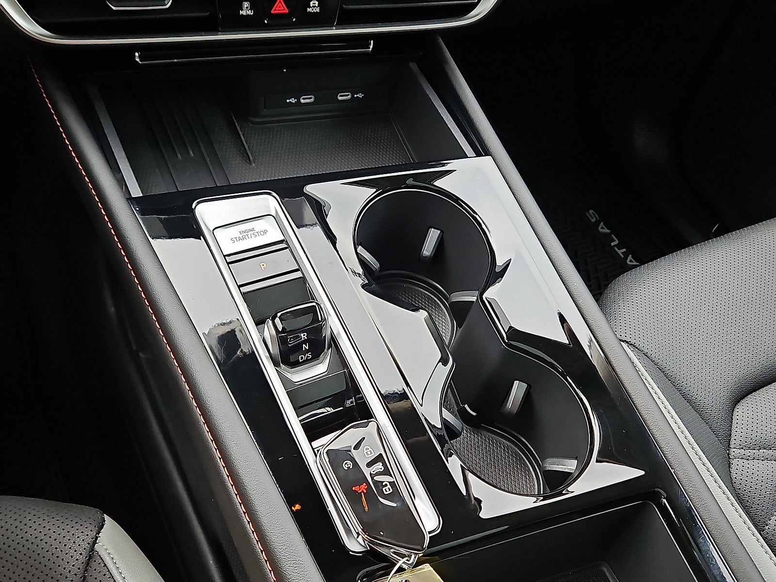 2025 Volkswagen Atlas 2.0T Peak Edition