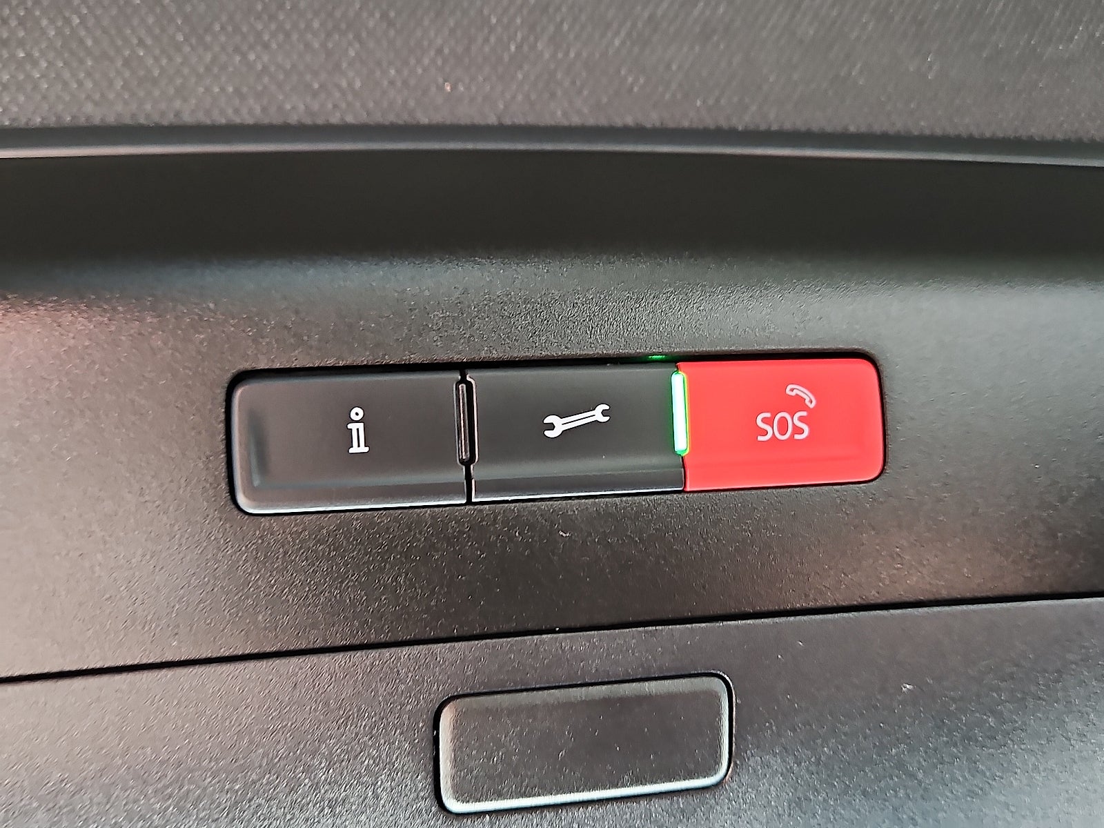 2023 Volkswagen Atlas Cross Sport 2.0T SE