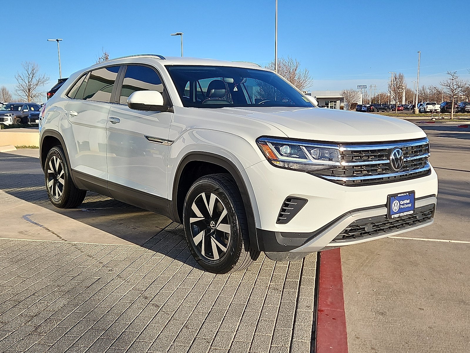 2023 Volkswagen Atlas Cross Sport 2.0T SE