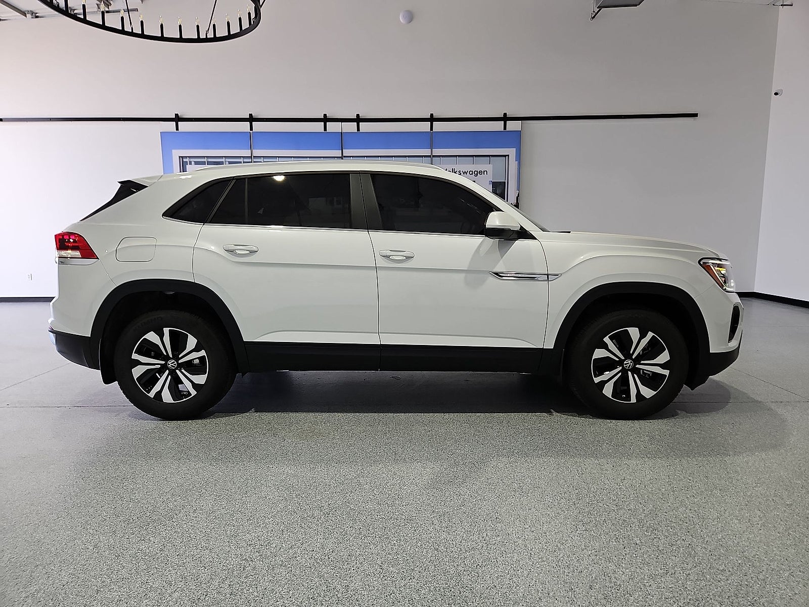 2026 Volkswagen Atlas Cross Sport SE