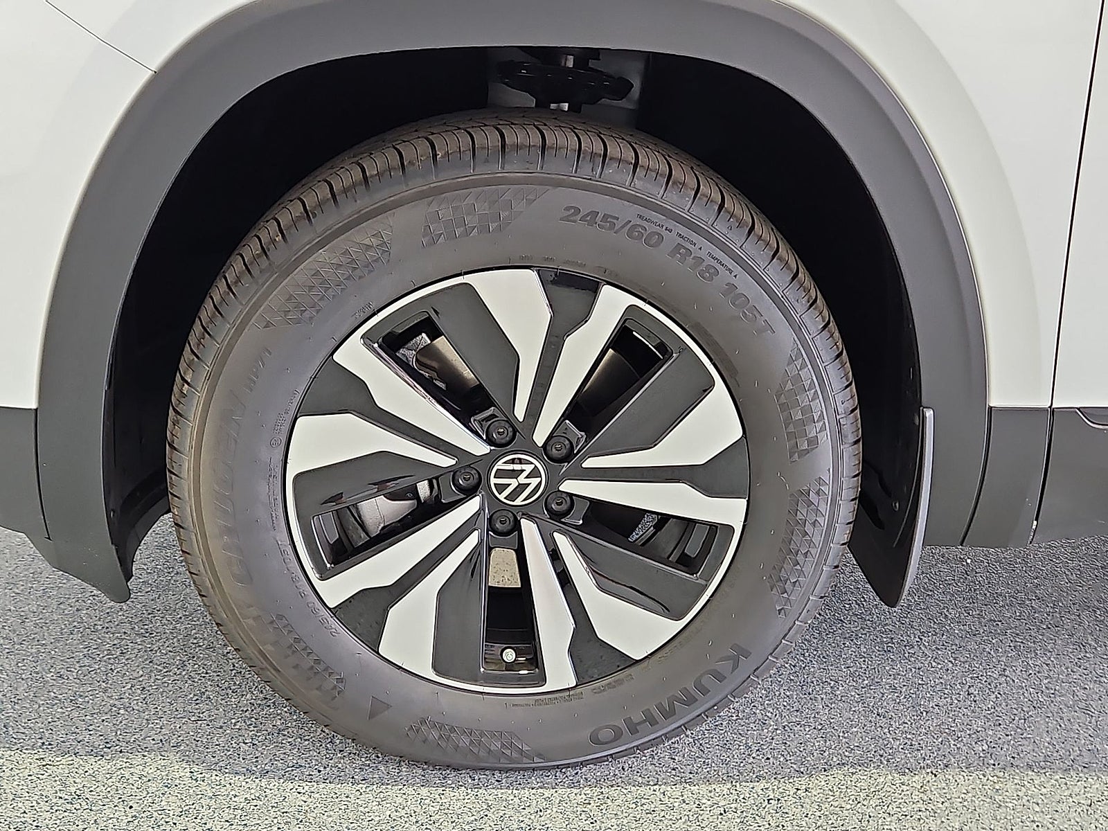 2026 Volkswagen Atlas Cross Sport SE