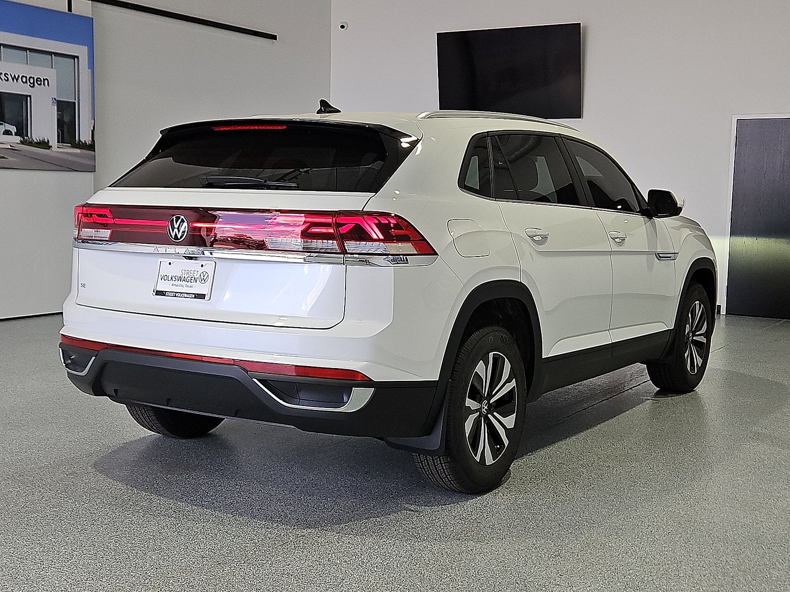 2026 Volkswagen Atlas Cross Sport SE