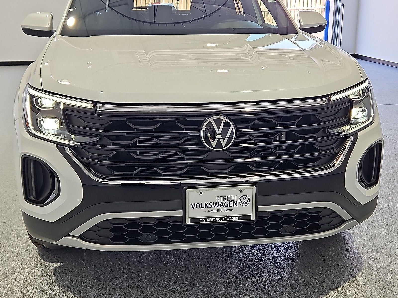2026 Volkswagen Atlas Cross Sport SE