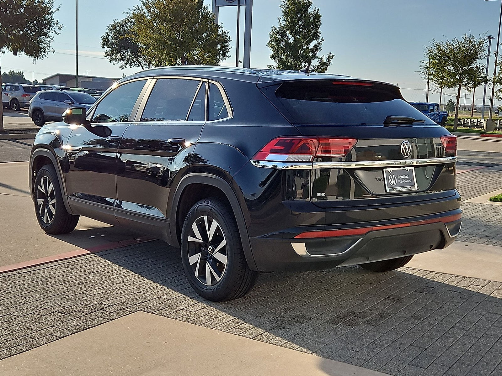 2023 Volkswagen Atlas Cross Sport 2.0T SE