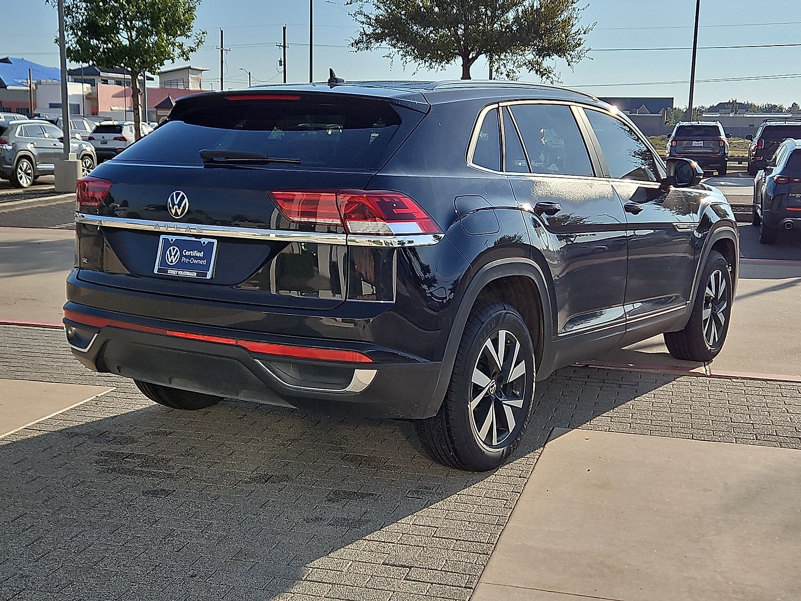 2023 Volkswagen Atlas Cross Sport 2.0T SE