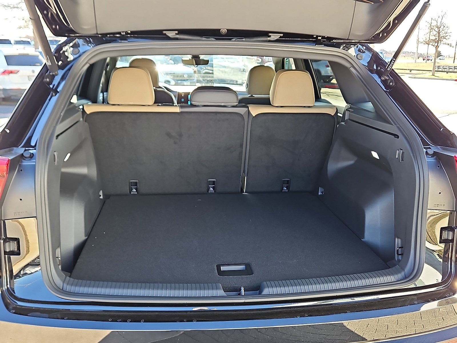 2026 Volkswagen Atlas Cross Sport 2.0T SE