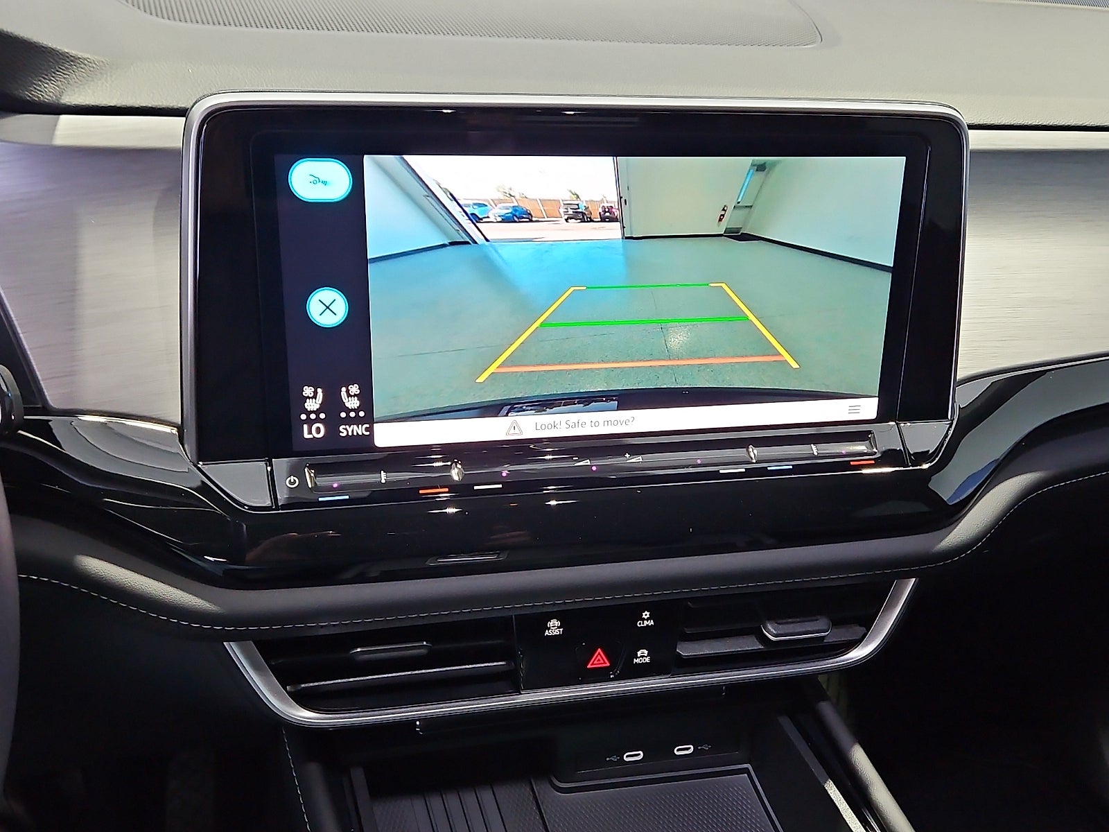 2026 Volkswagen Atlas Cross Sport SE