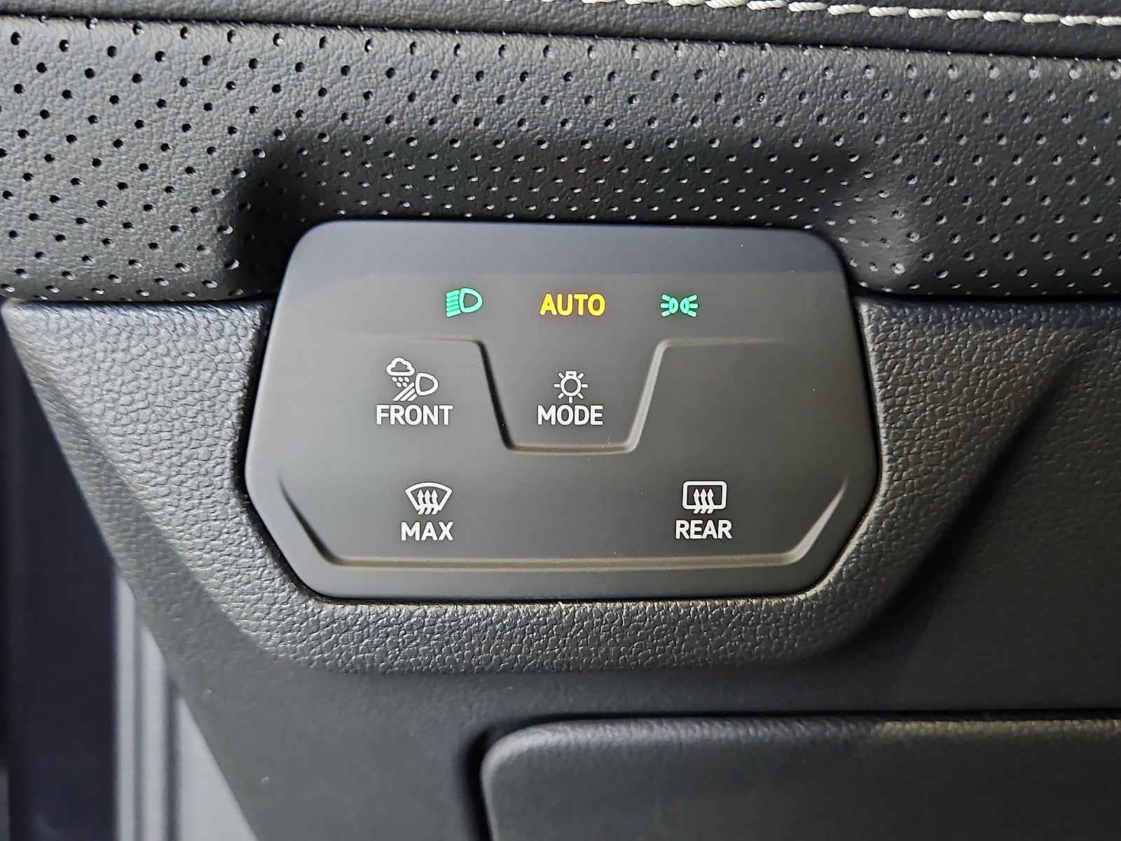 2026 Volkswagen Atlas Cross Sport SE
