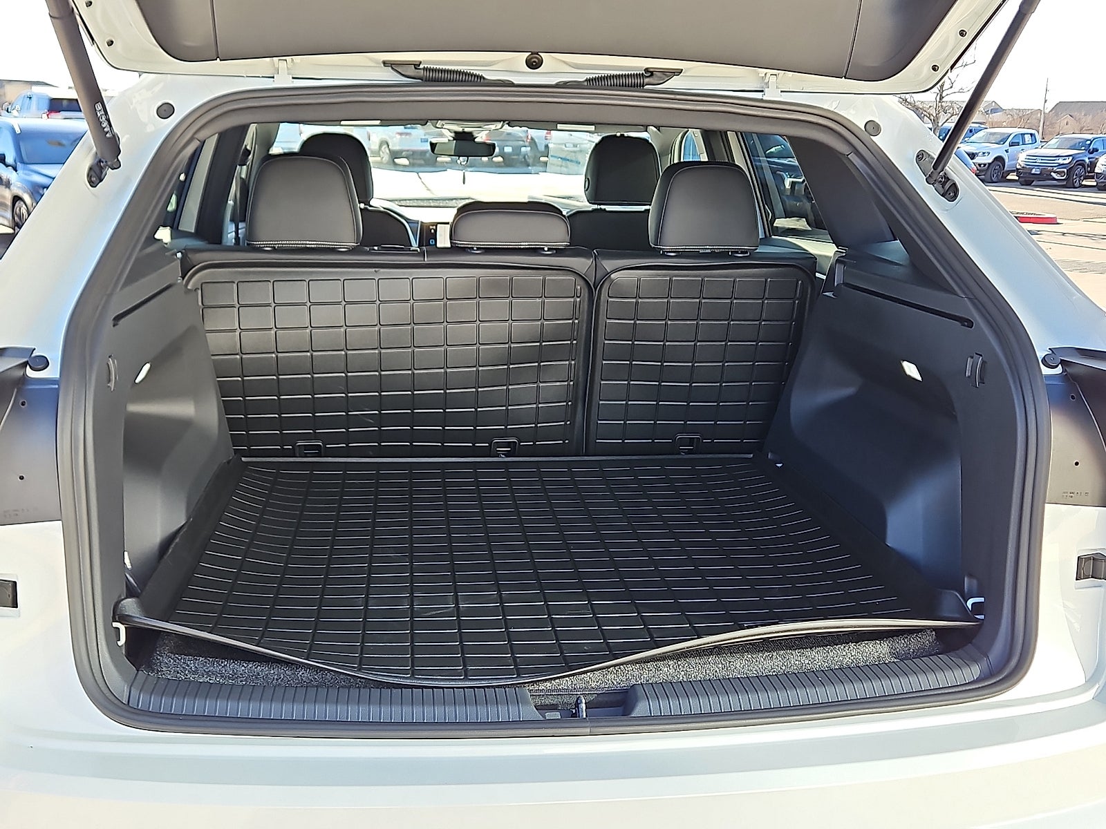 2026 Volkswagen Atlas Cross Sport 2.0T SE