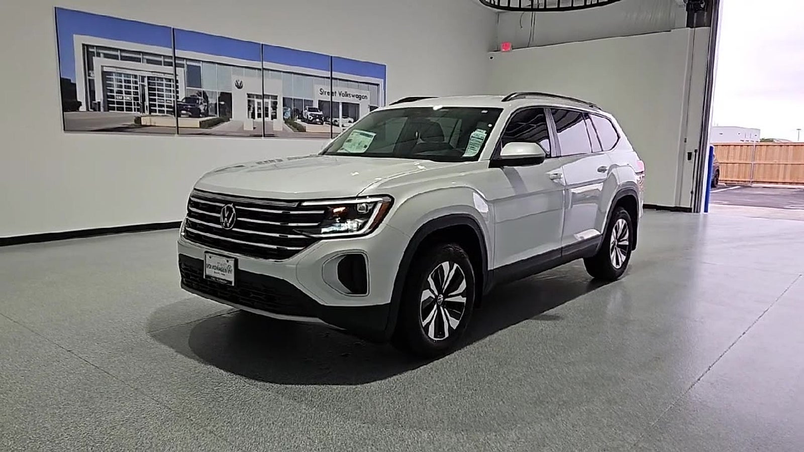 2026 Volkswagen Atlas SE