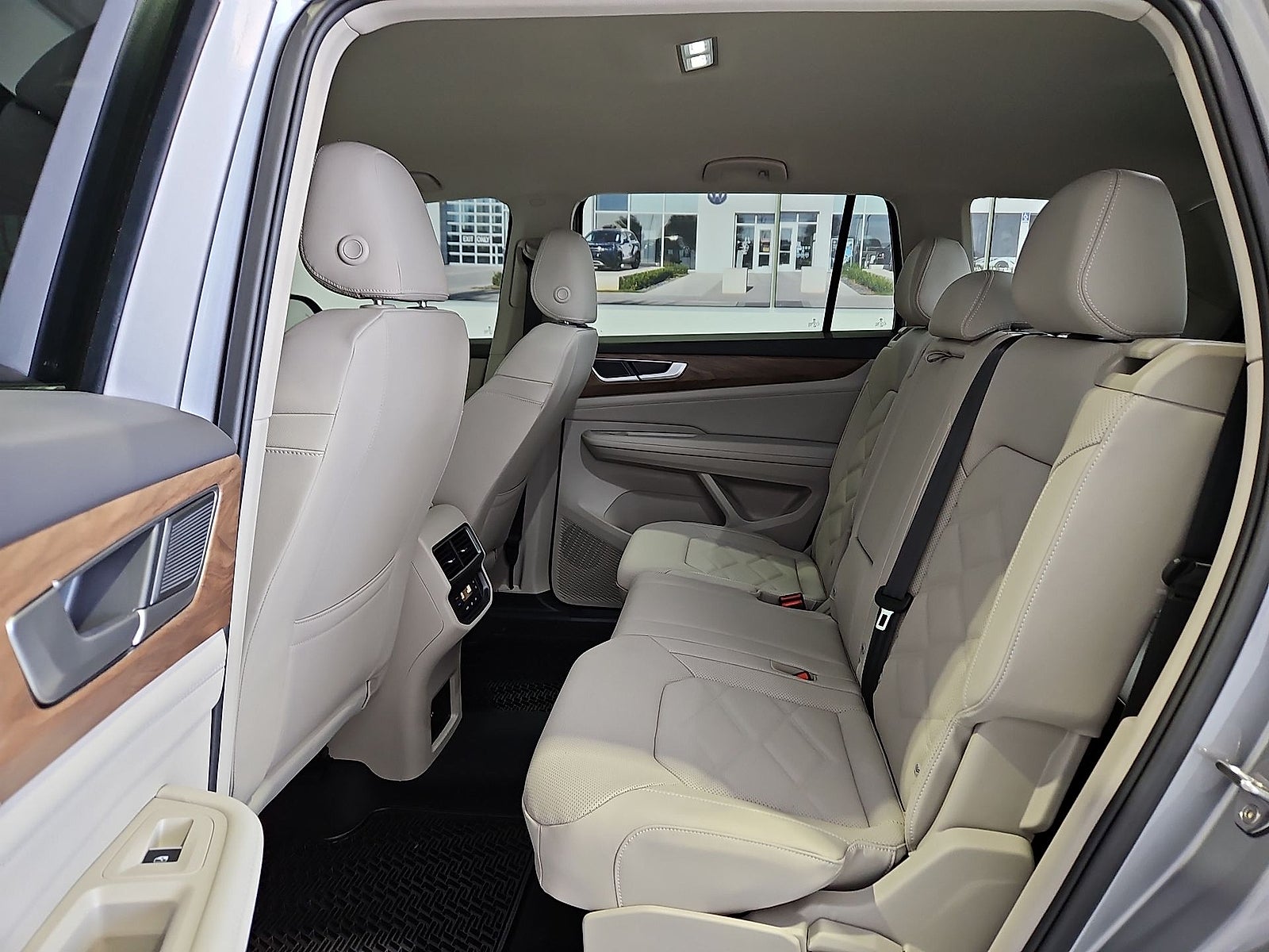 2026 Volkswagen Atlas SE