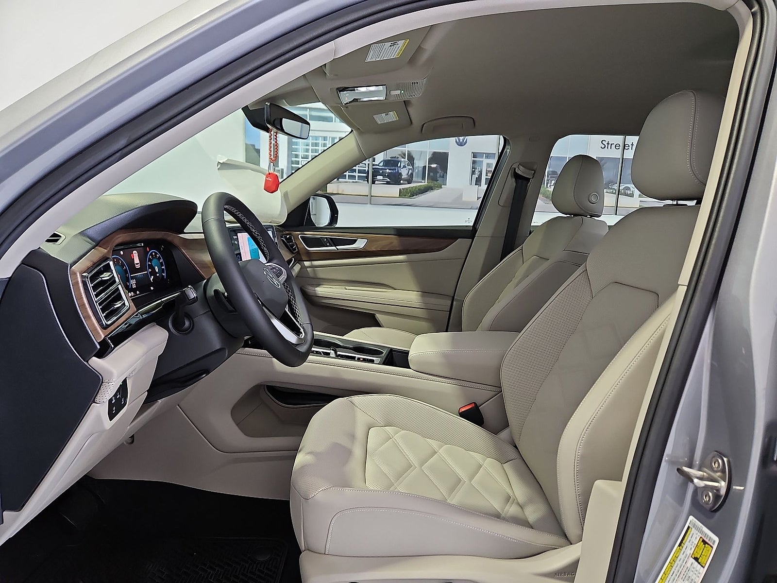 2026 Volkswagen Atlas SE