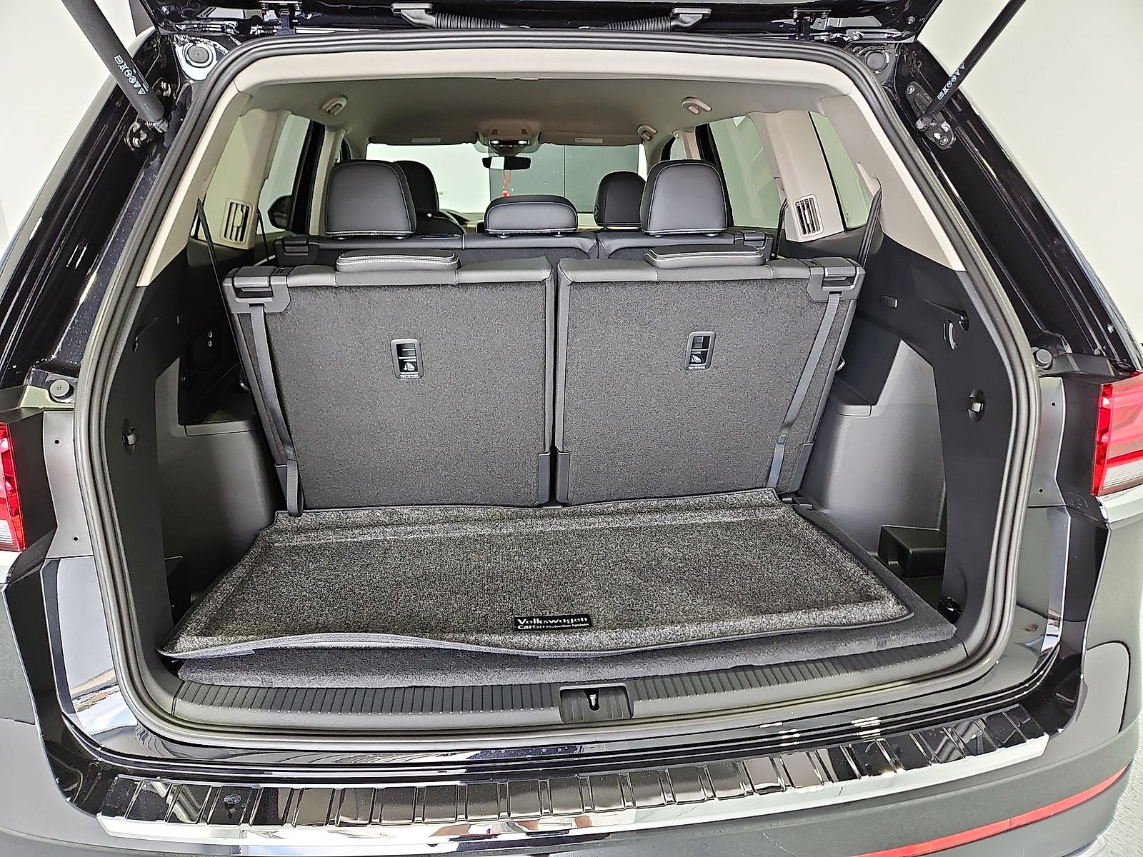 2026 Volkswagen Atlas SE
