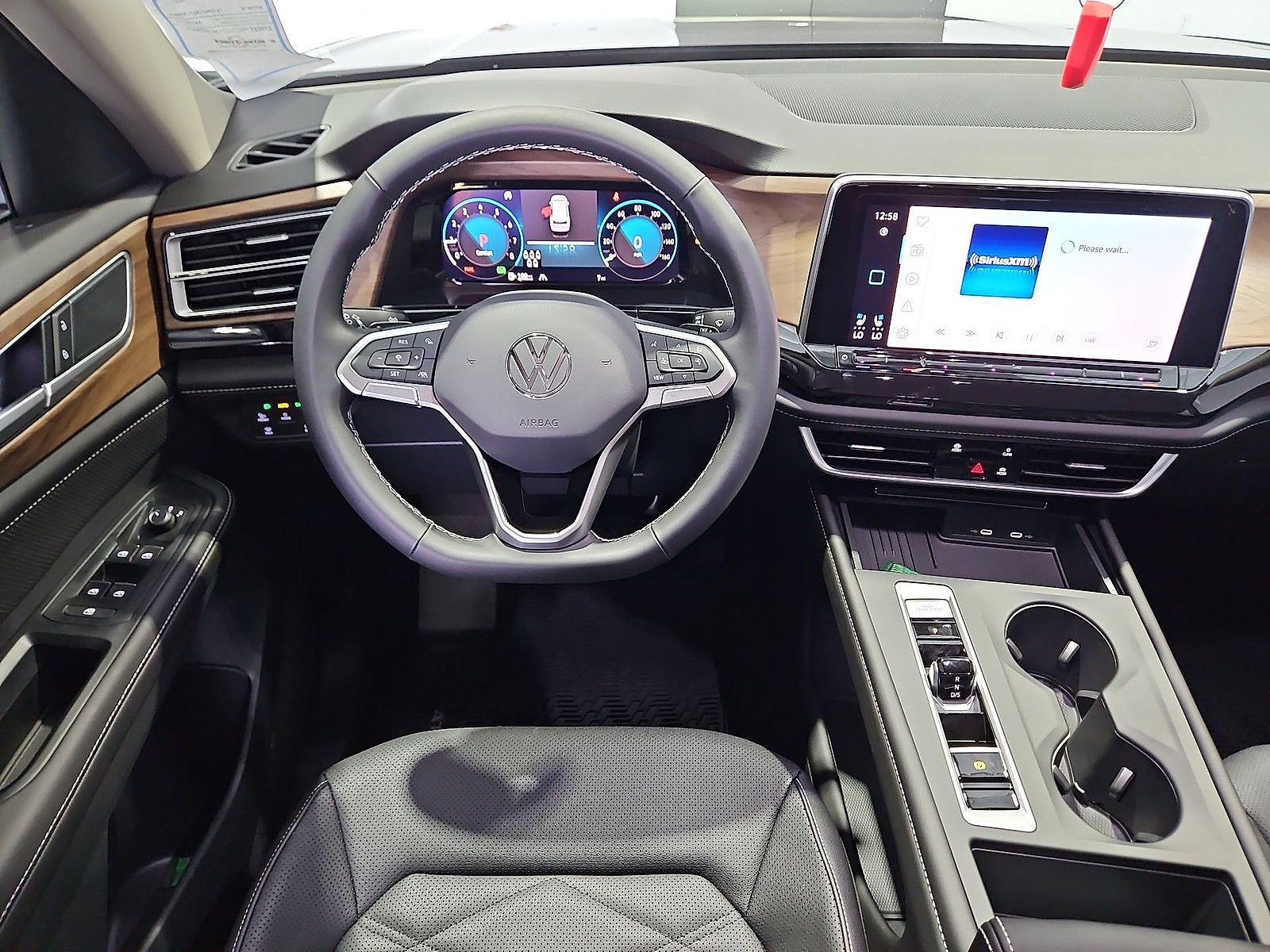 2026 Volkswagen Atlas SE