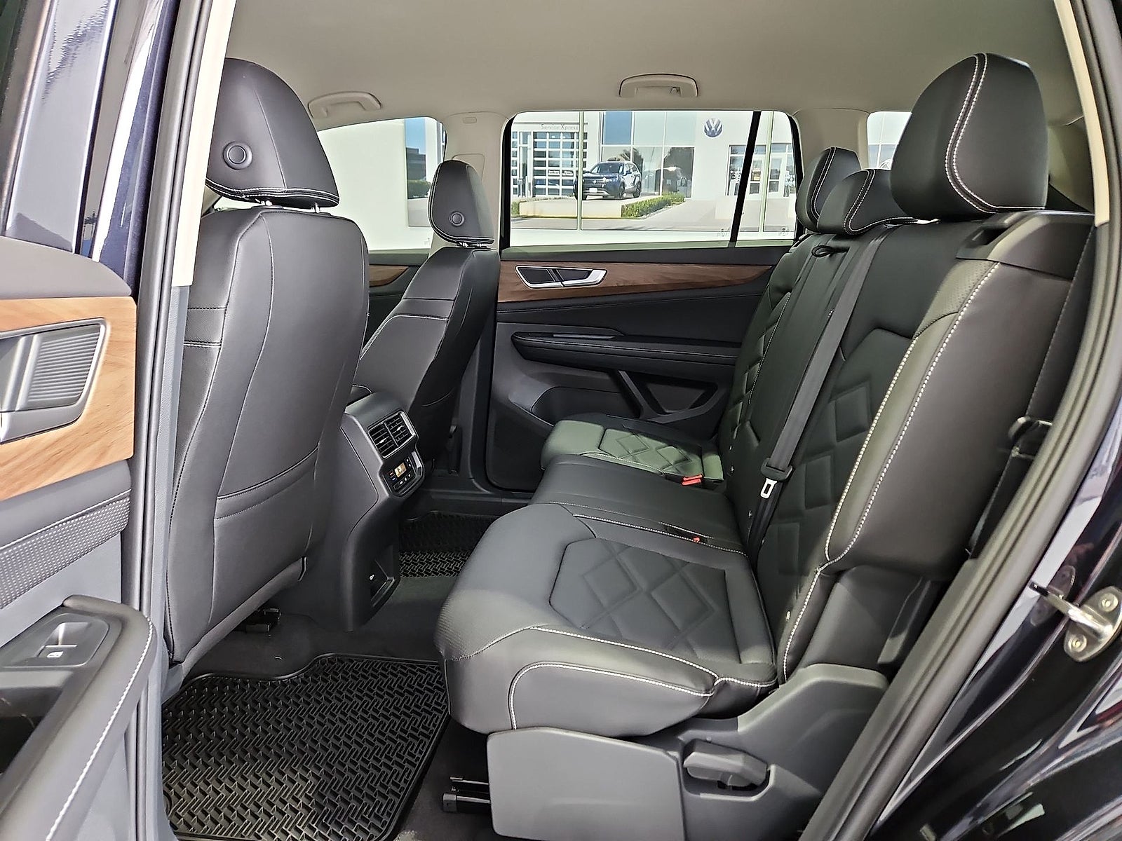 2026 Volkswagen Atlas SE