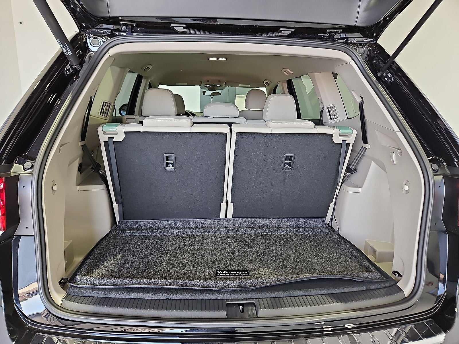 2026 Volkswagen Atlas SE