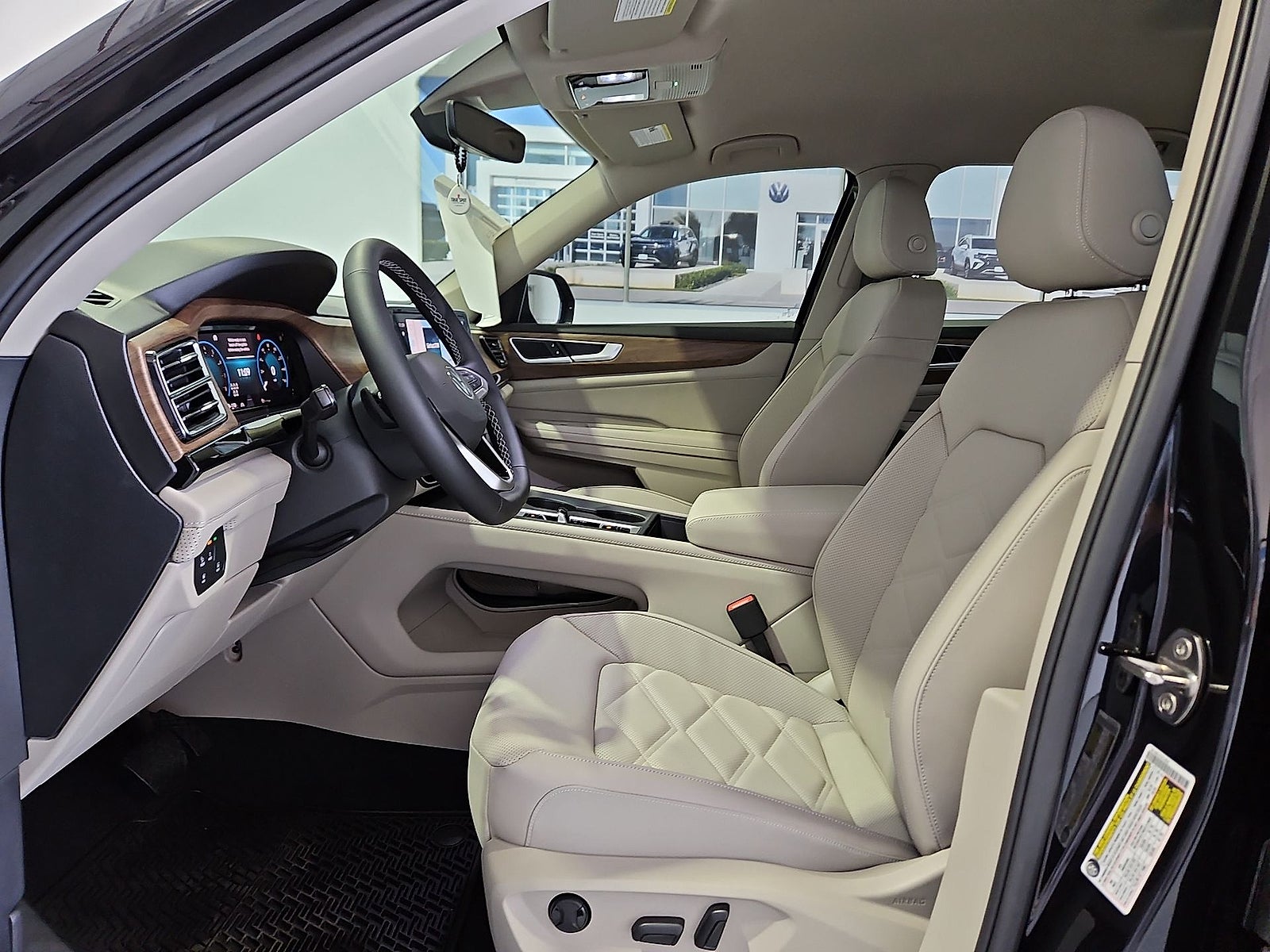 2026 Volkswagen Atlas SE