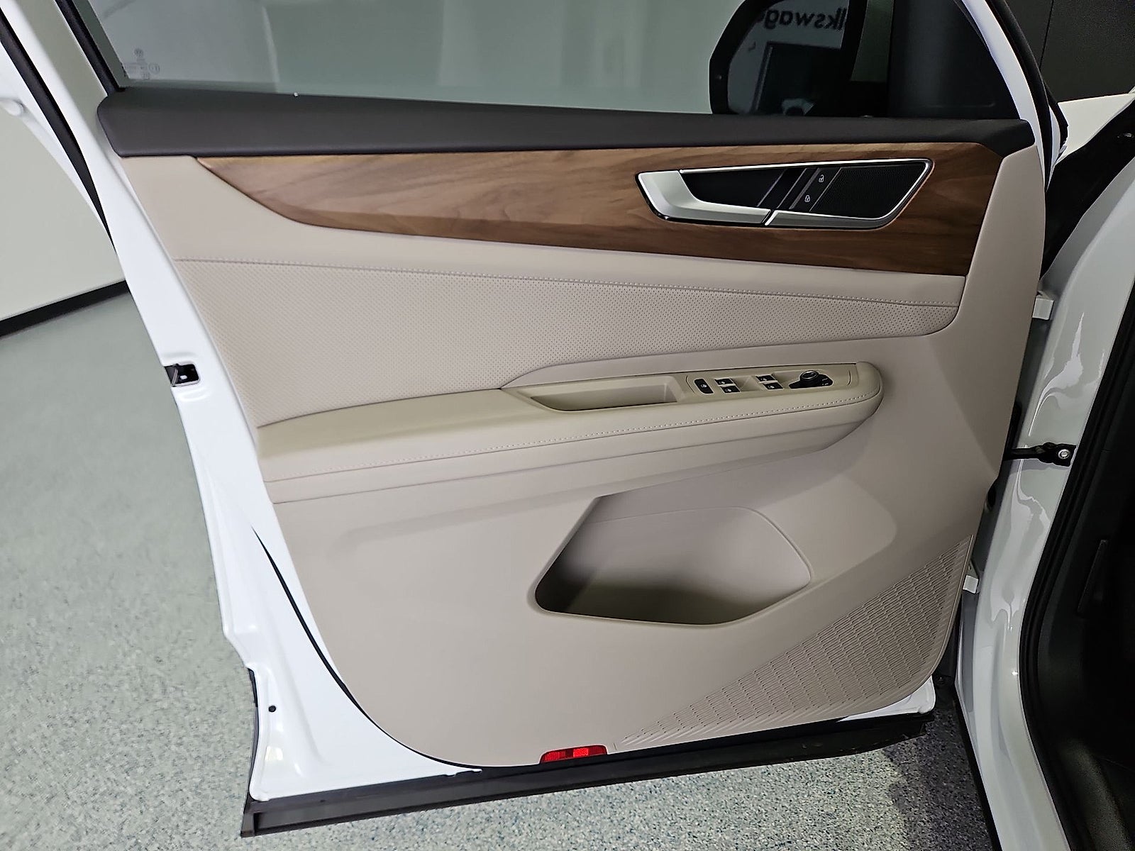 2026 Volkswagen Atlas SE