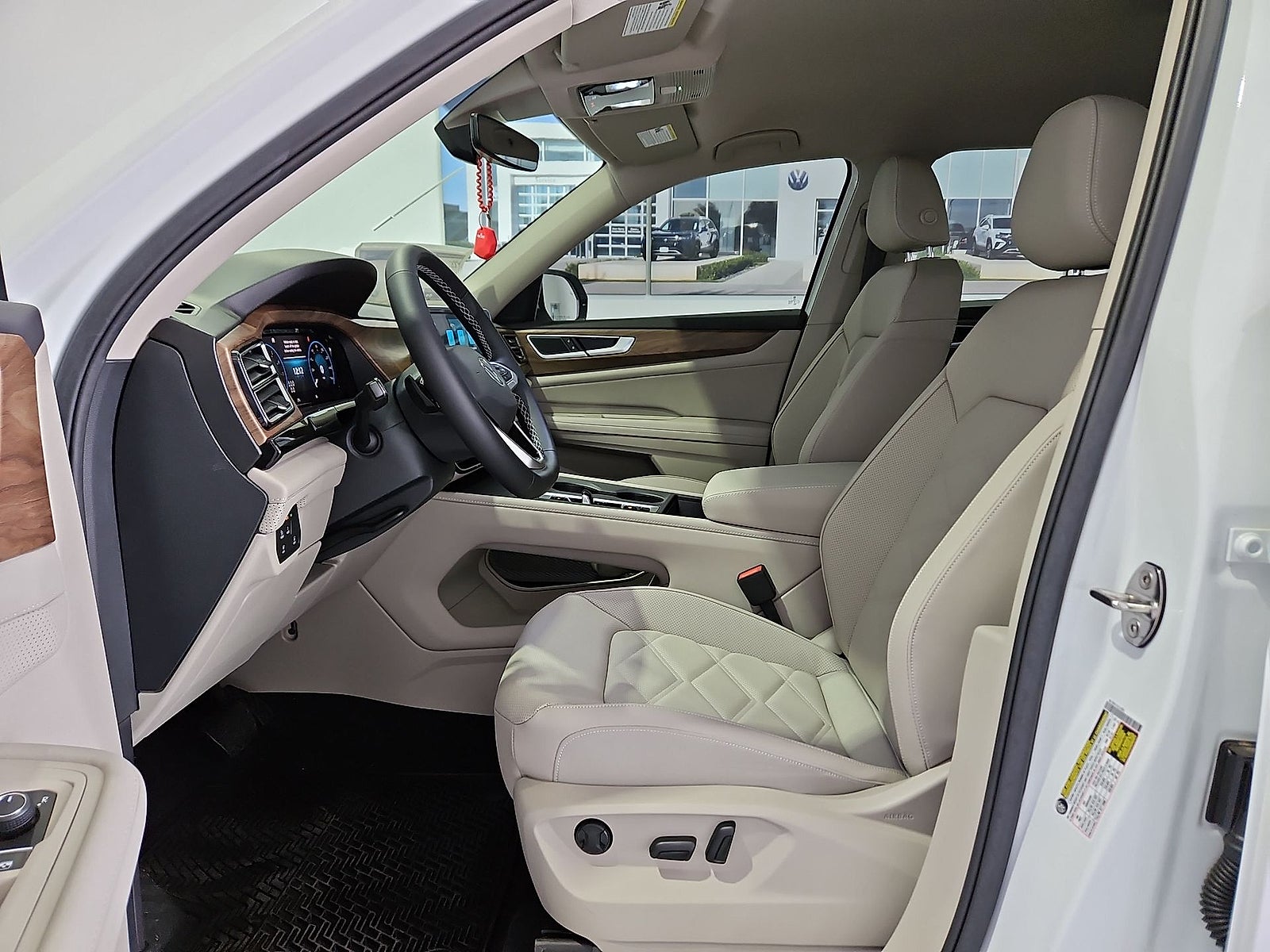 2026 Volkswagen Atlas SE