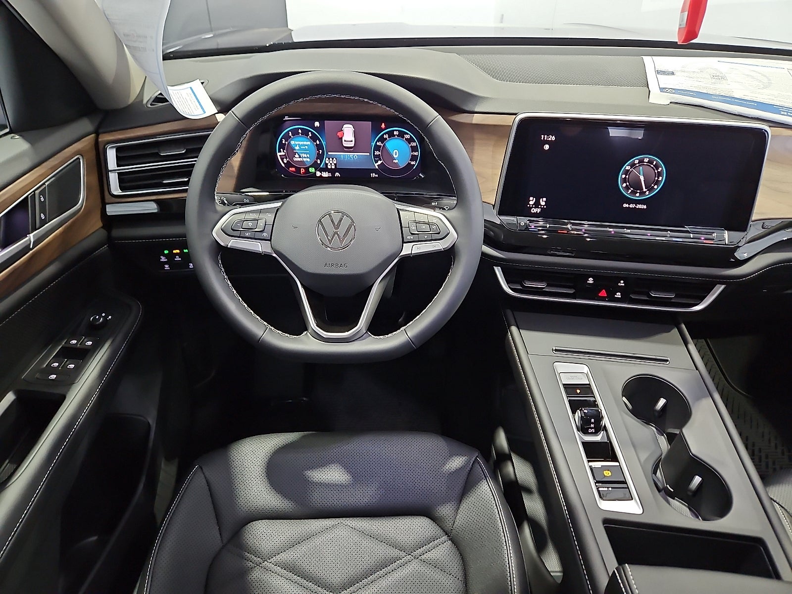 2026 Volkswagen Atlas 2.0T SE