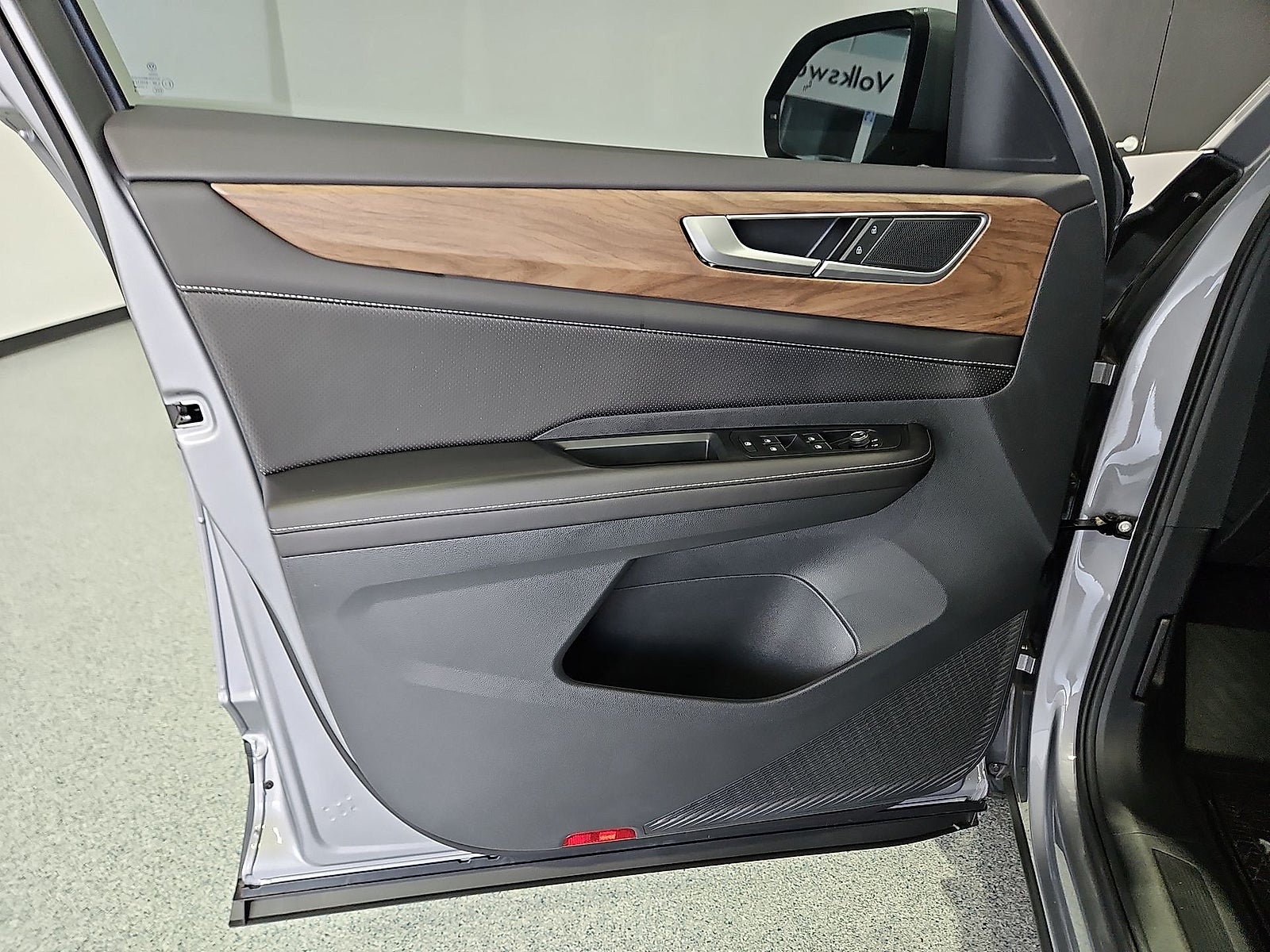 2026 Volkswagen Atlas SE