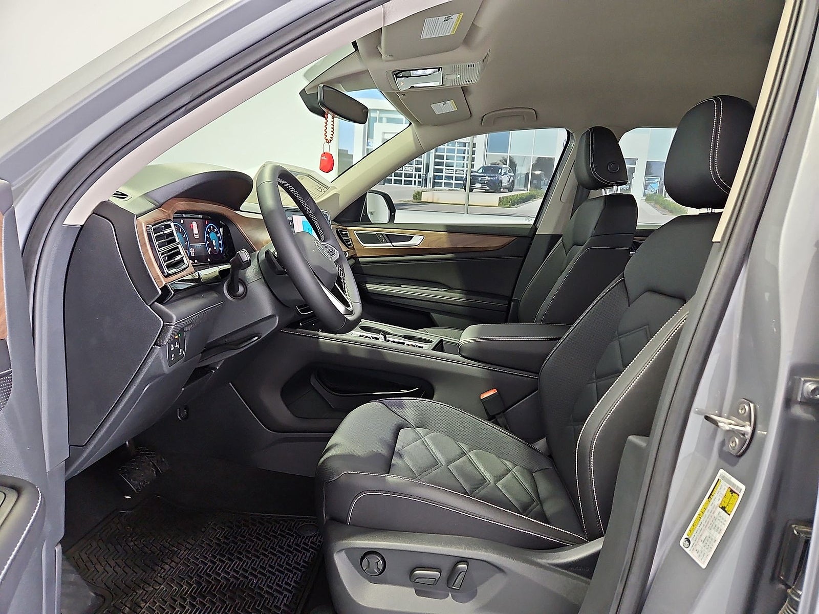 2026 Volkswagen Atlas SE