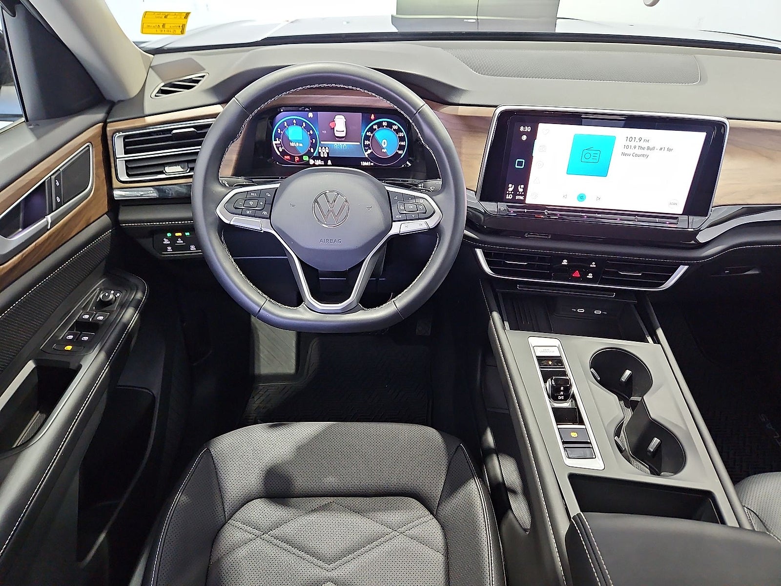 2026 Volkswagen Atlas SE