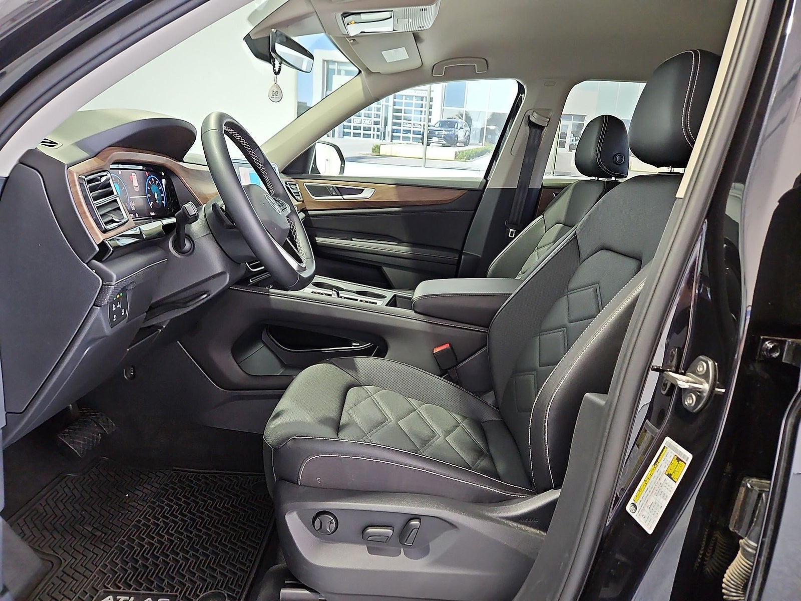 2026 Volkswagen Atlas SE