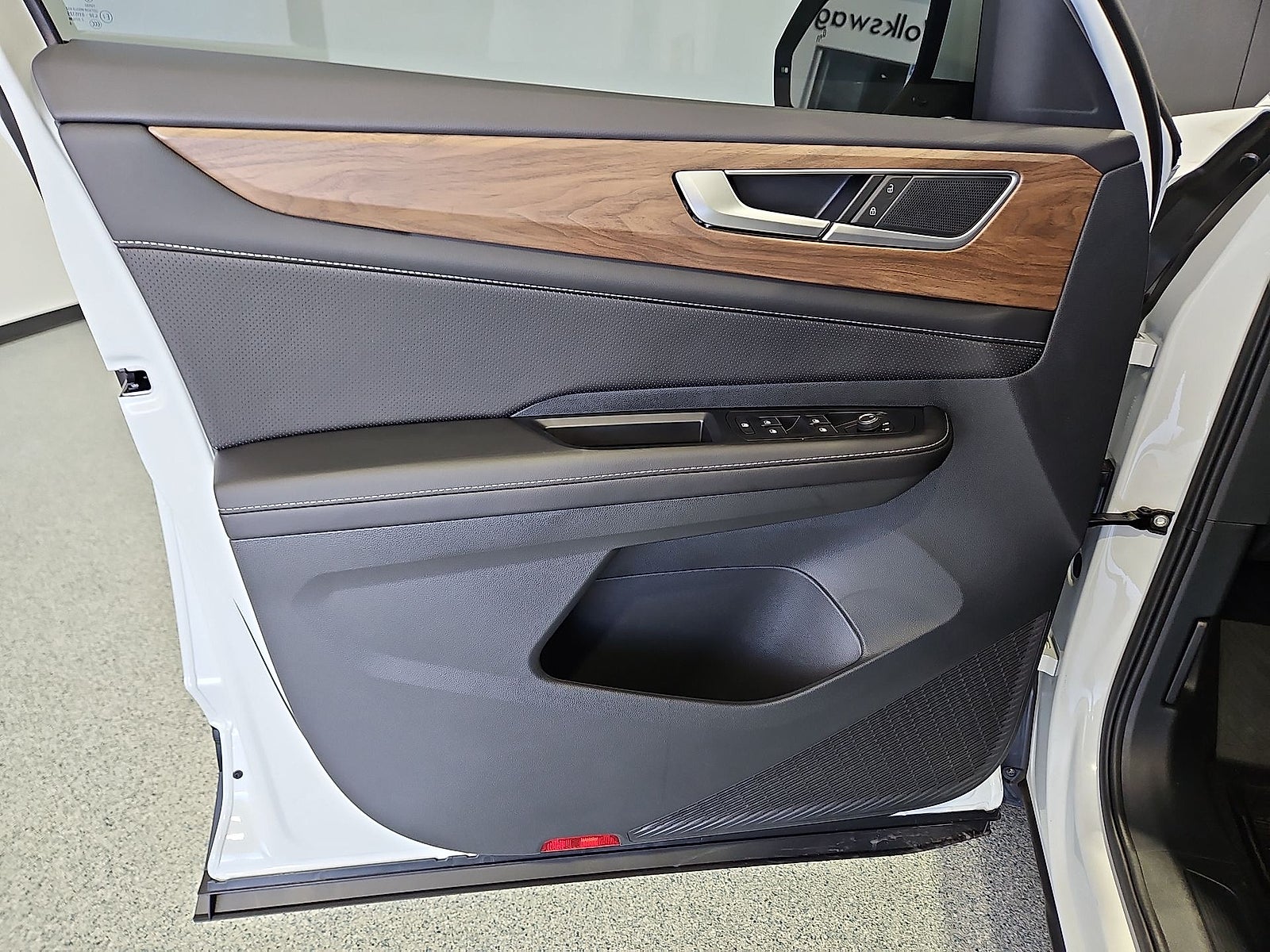 2026 Volkswagen Atlas SE
