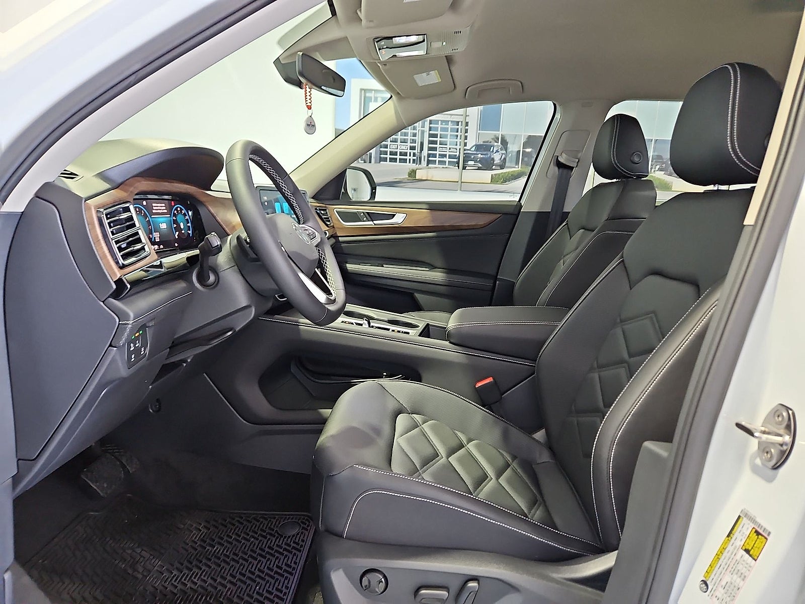2026 Volkswagen Atlas SE