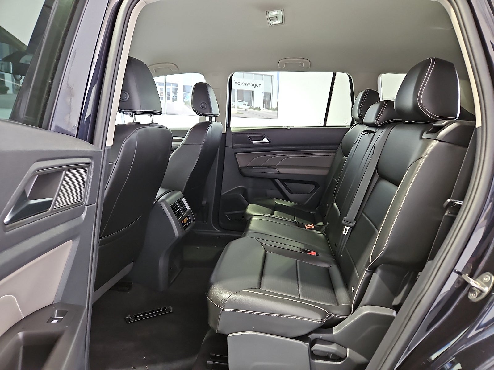 2023 Volkswagen Atlas 2.0T SE